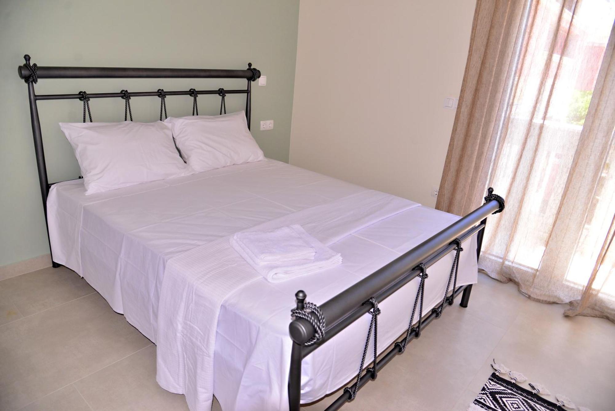 Almeta Suites Chios Town Room photo